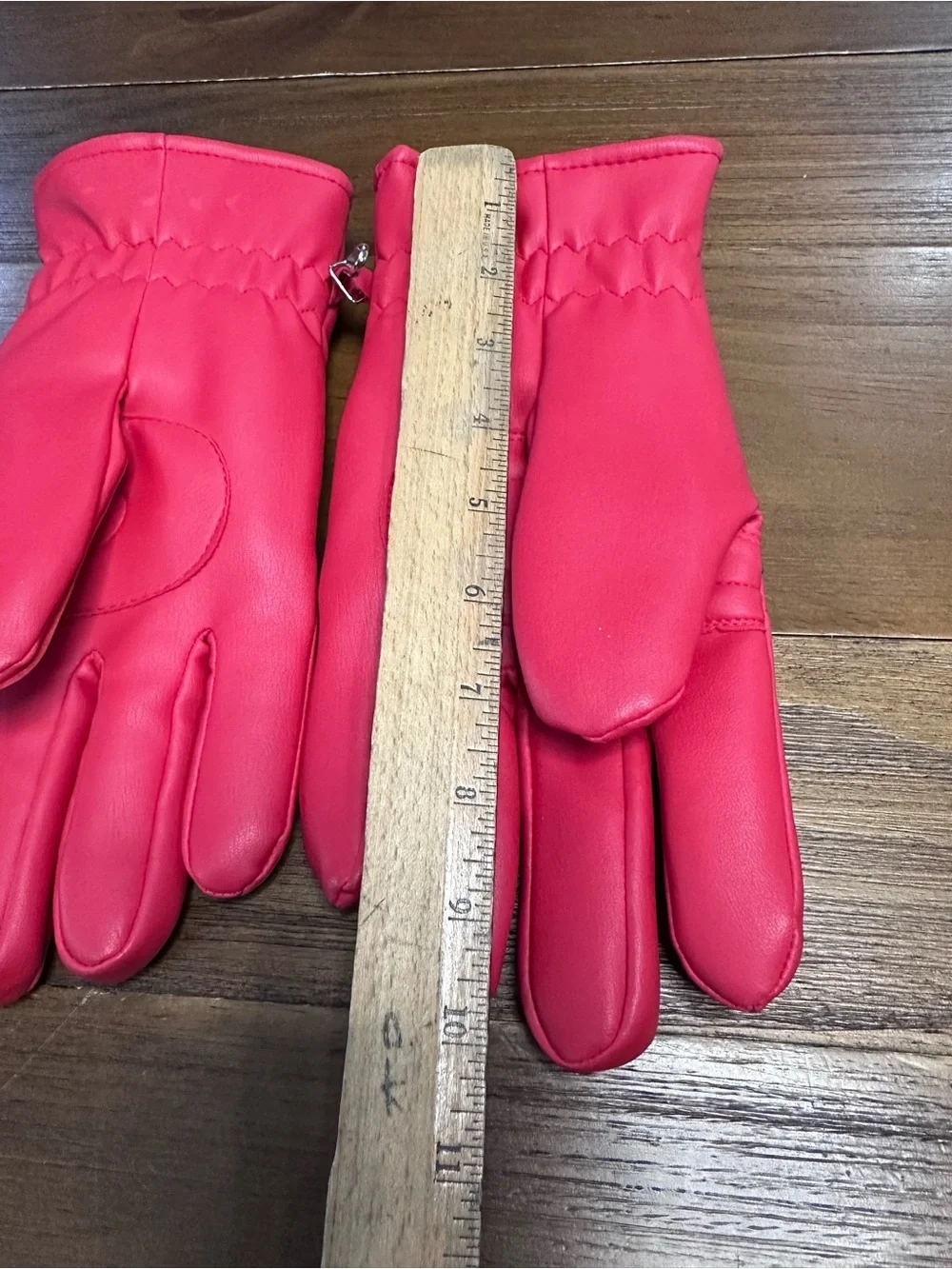 Vintage‎ Retro red Ski Gloves / Winter Gloves with Striped Cuffs